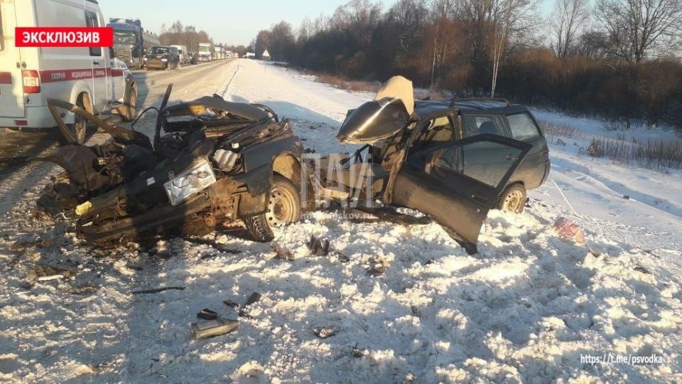 Женщина погибла в результате ДТП в Островском районе 