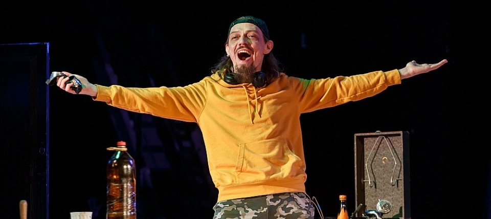 Новогодняя афиша Пскова