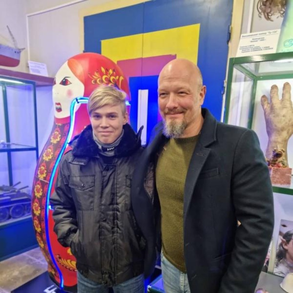 Воспитанники псковских интернатов встретились с актёром Никитой Панфиловым