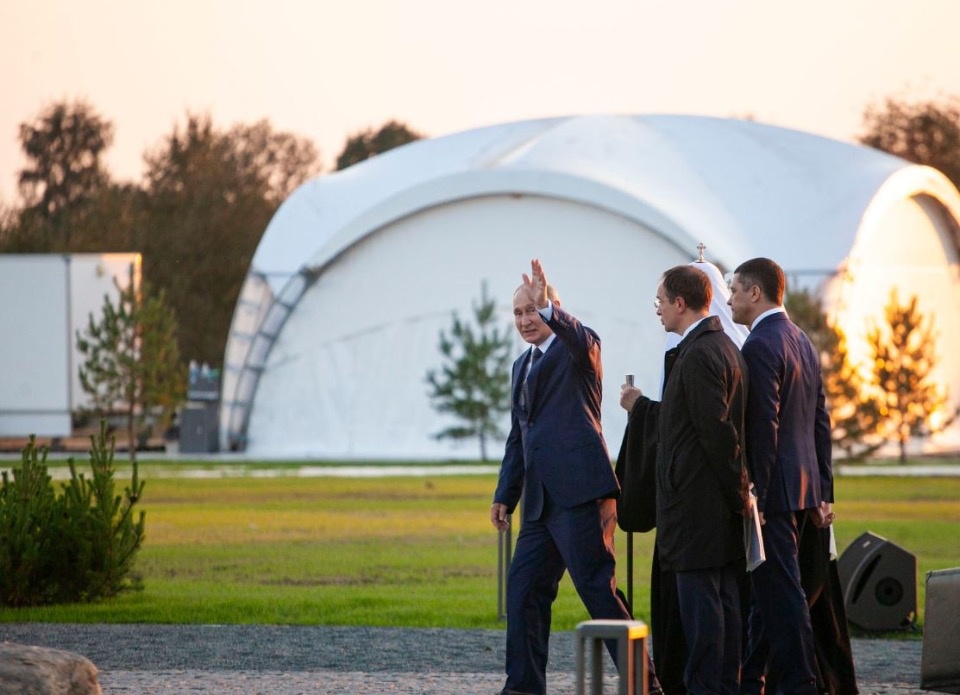 Массовая вакцинация от COVID-19 и выборы стали главными событиями года в Псковской области