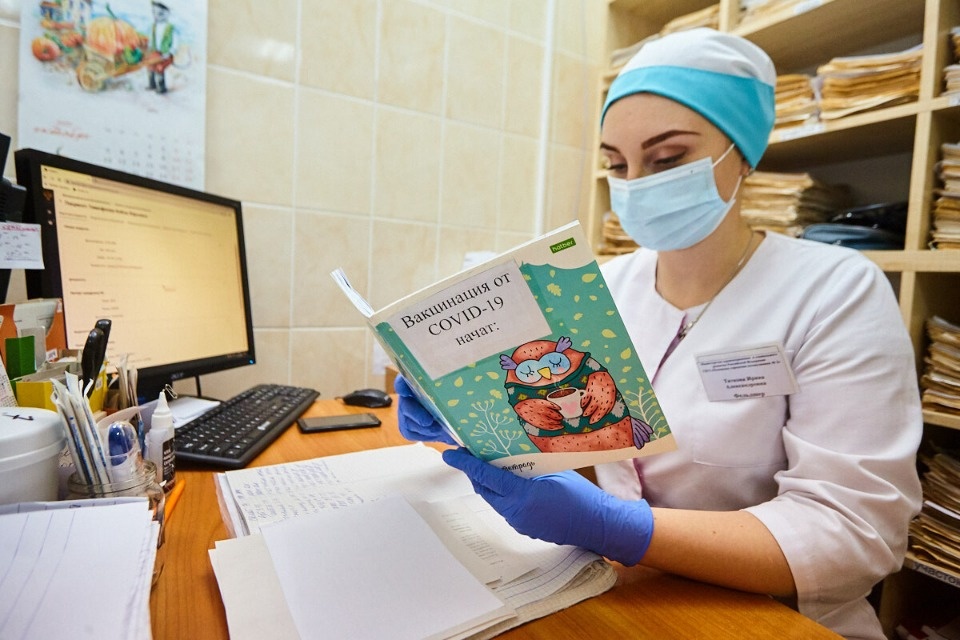 13 января в Великих Луках откроется еще один мобильный пункт вакцинации