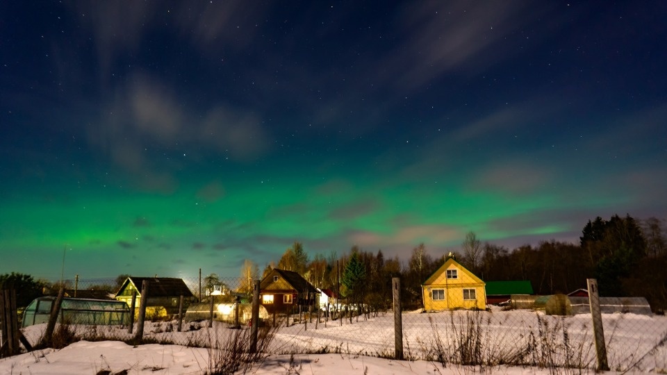 В небе над Псковским районом запечатлели северное сияние