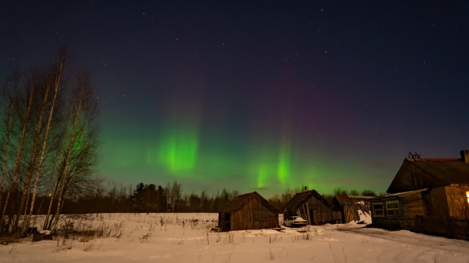 В небе над Псковским районом запечатлели северное сияние