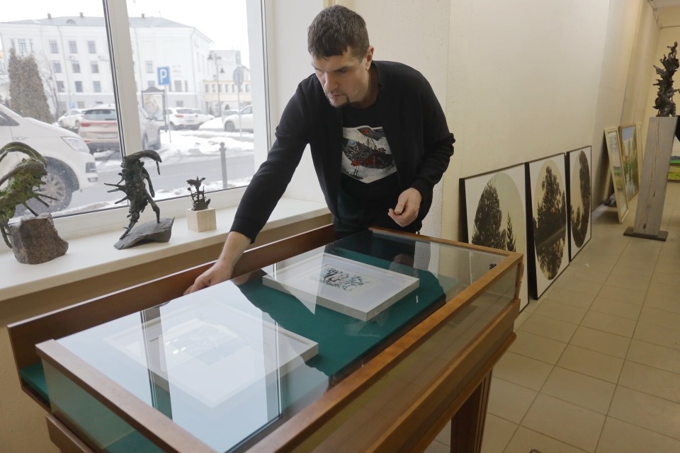 Связанные водой и смолой