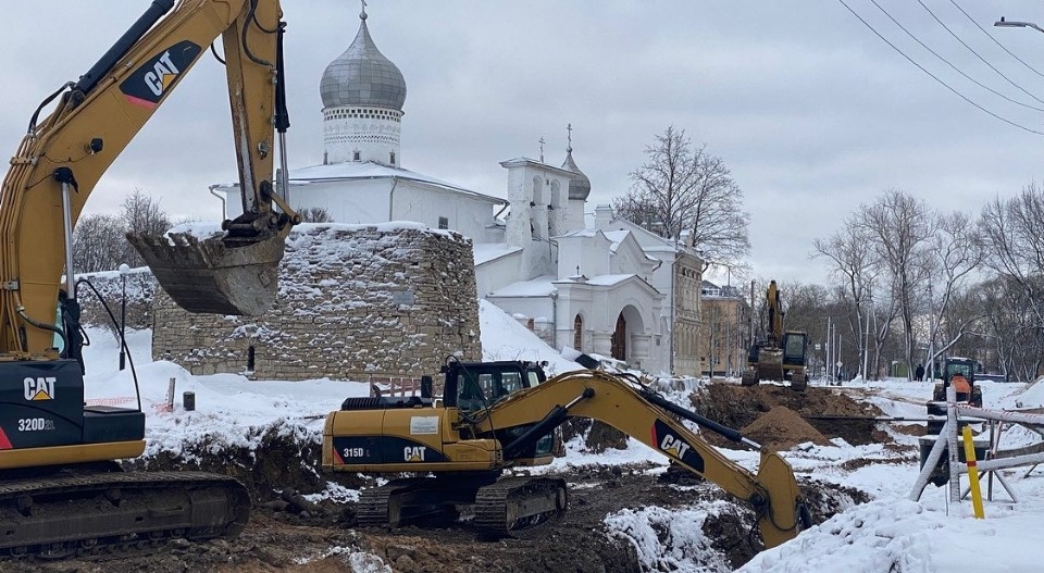 Скорректировать график ремонтных работ на улице Леона Поземского поручил Борис Елкин Скорректировать график ремонтных работ на улице Леона Поземского поручил Борис Елкин