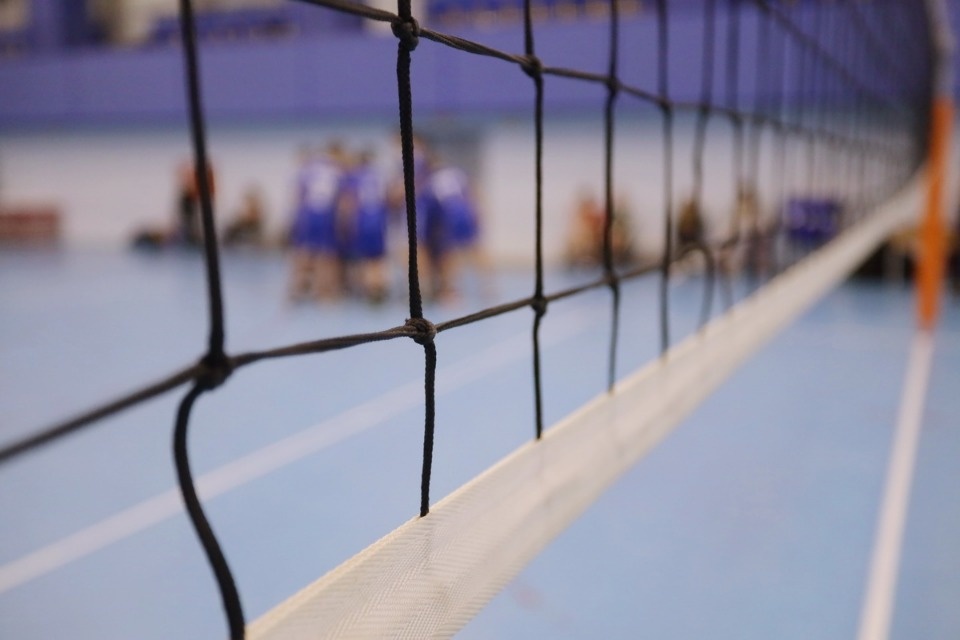 Серебряный мяч