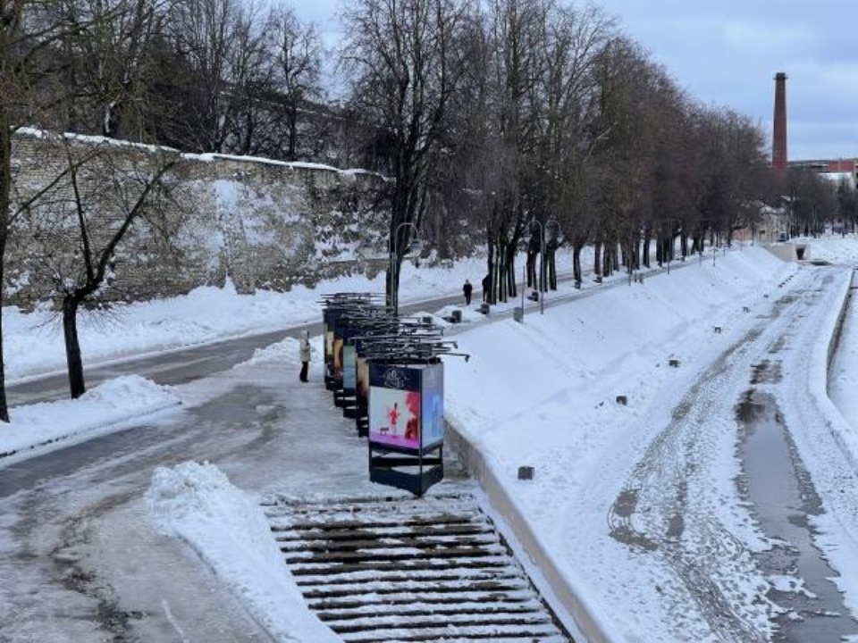 На набережной реки Великой в Пскове открылась выставка «Пушкин от А до Я» На набережной реки Великой в Пскове открылась выставка «Пушкин от А до Я»