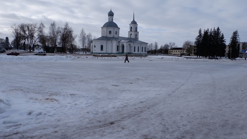 Страсти по скверу