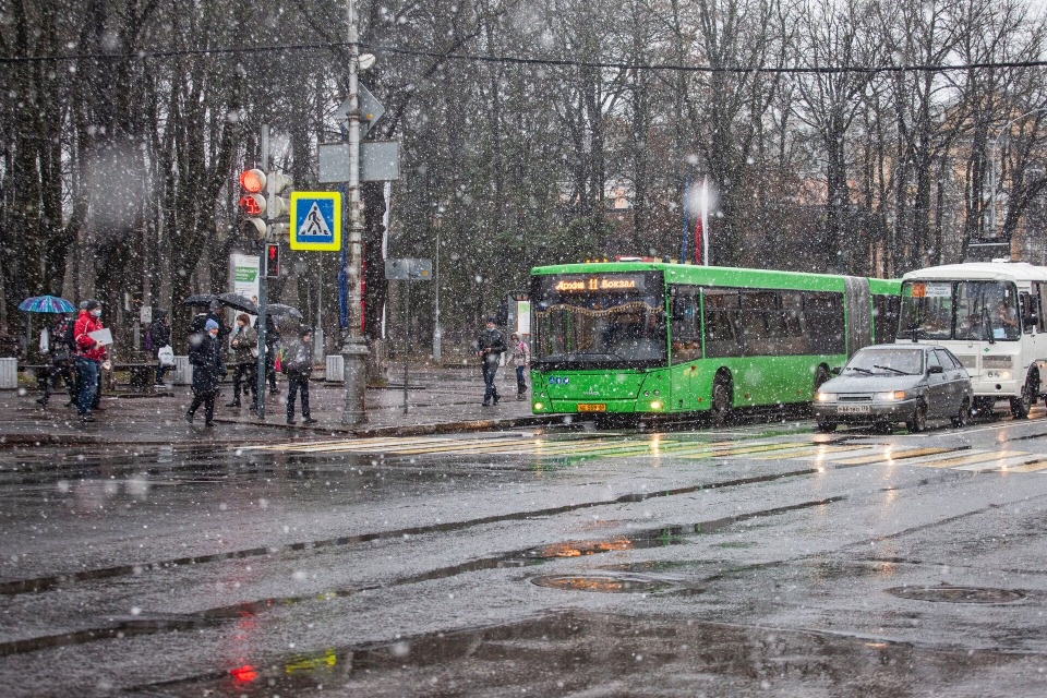 Маршрут псковского автобуса №11 изменится из-за ремонта Троицкого моста