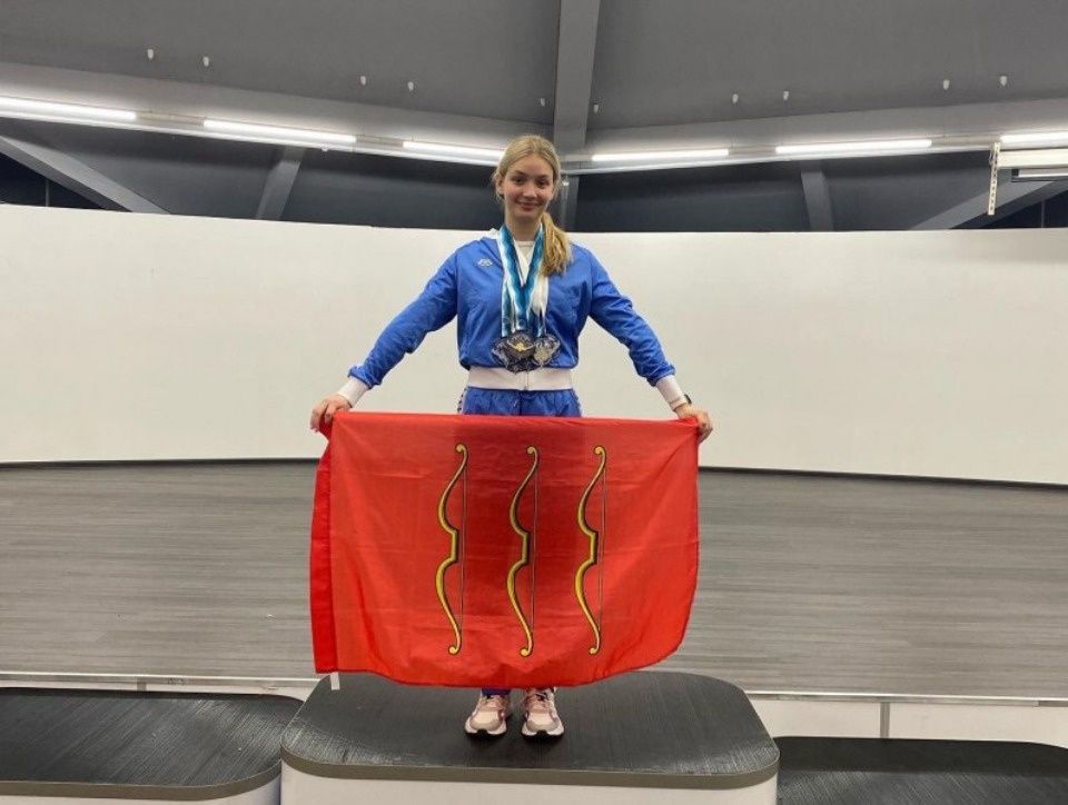 Новый мировой рекорд установила великолукская спортсменка на Чемпионате России по зимнему плаванию