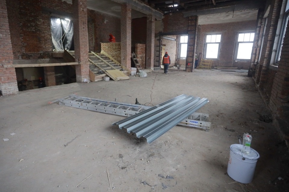 И юный «Октябрь» впереди?