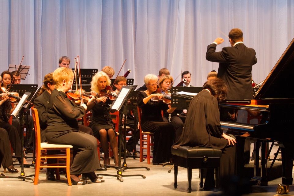  Цены на билеты в Псковской филармонии повышать не планируют