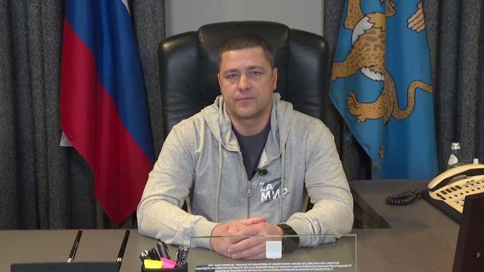 Михаил Ведерников поблагодарил псковичей за сплоченность и поддержку российских военнослужащих
