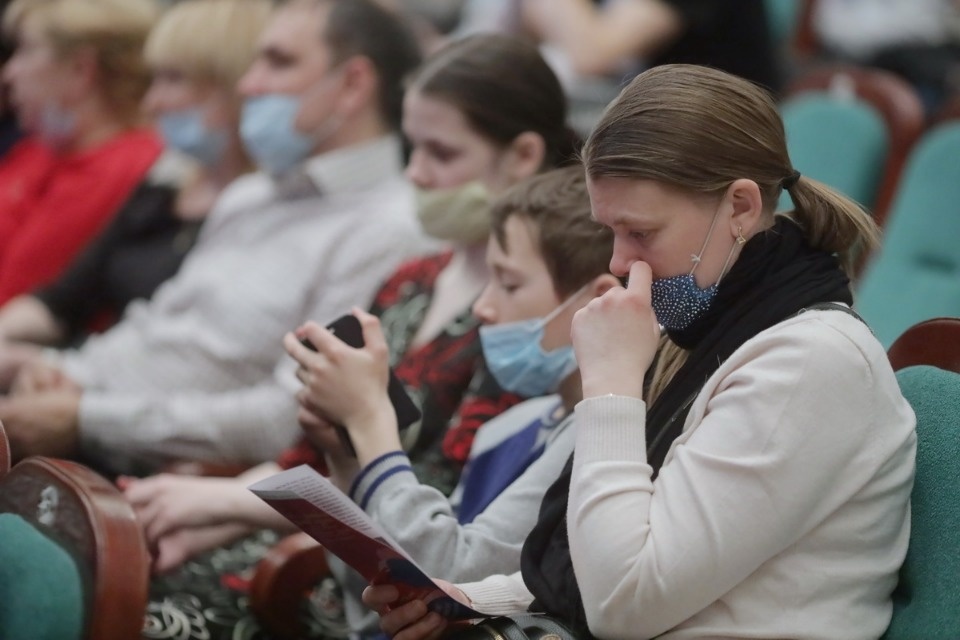 Звучать по-русски Звучать по-русски