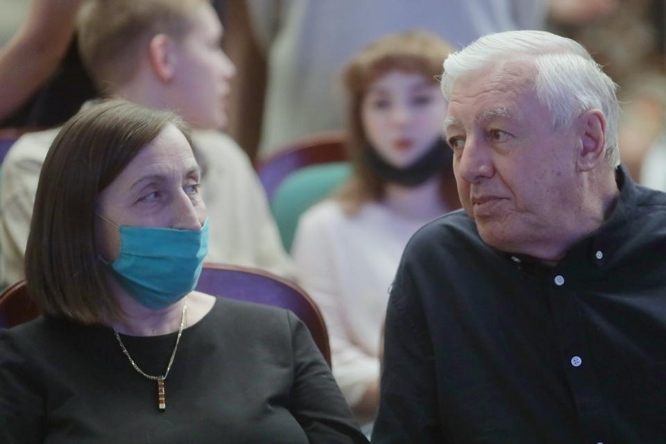 Звучать по-русски Звучать по-русски