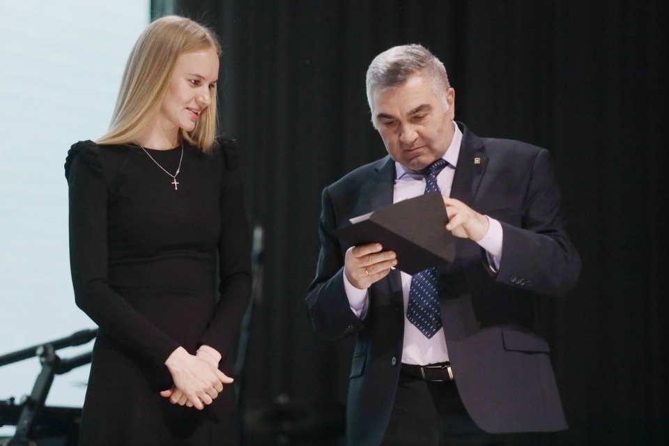 Всенародно признанные Всенародно признанные