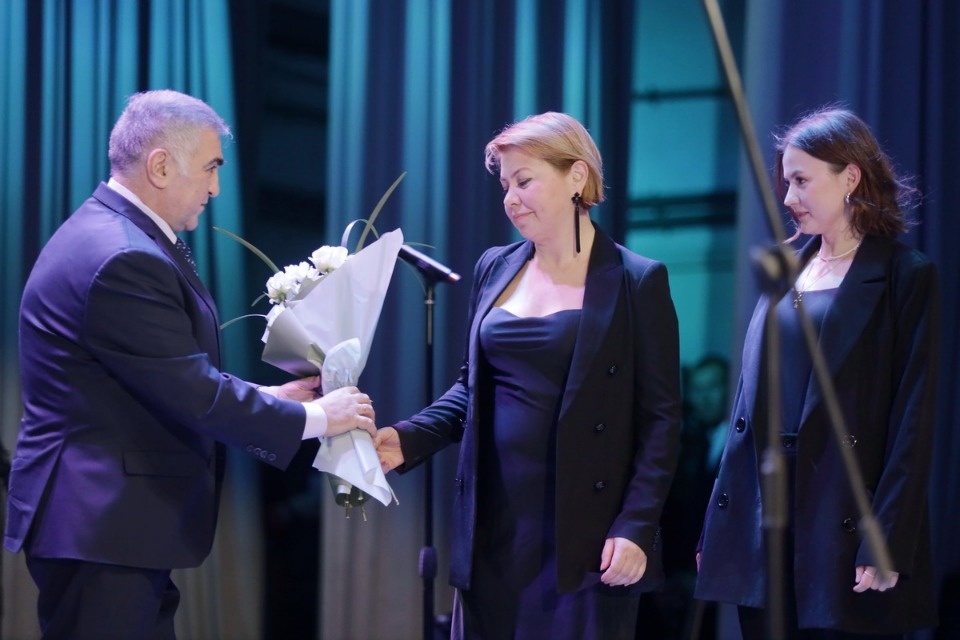 Всенародно признанные Всенародно признанные