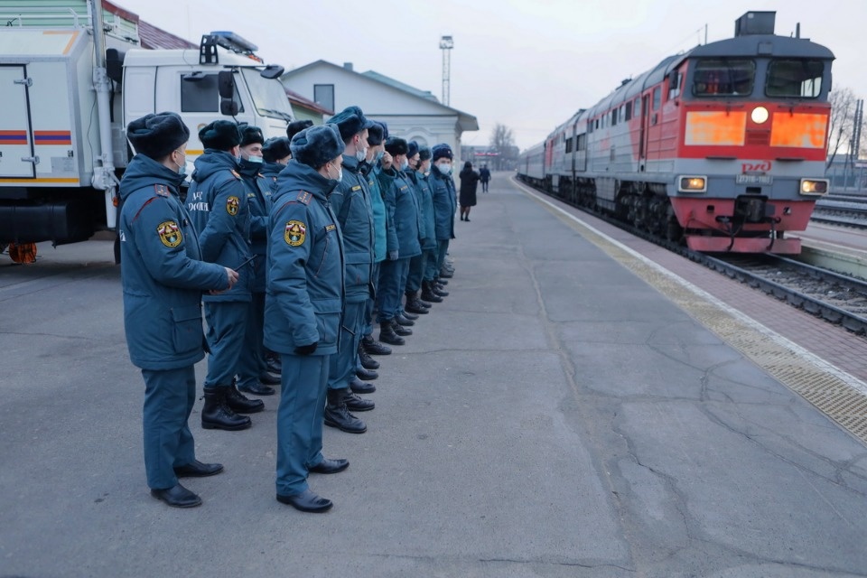  Своих не бросаем
