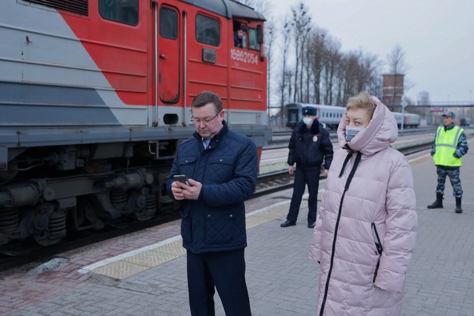  Своих не бросаем