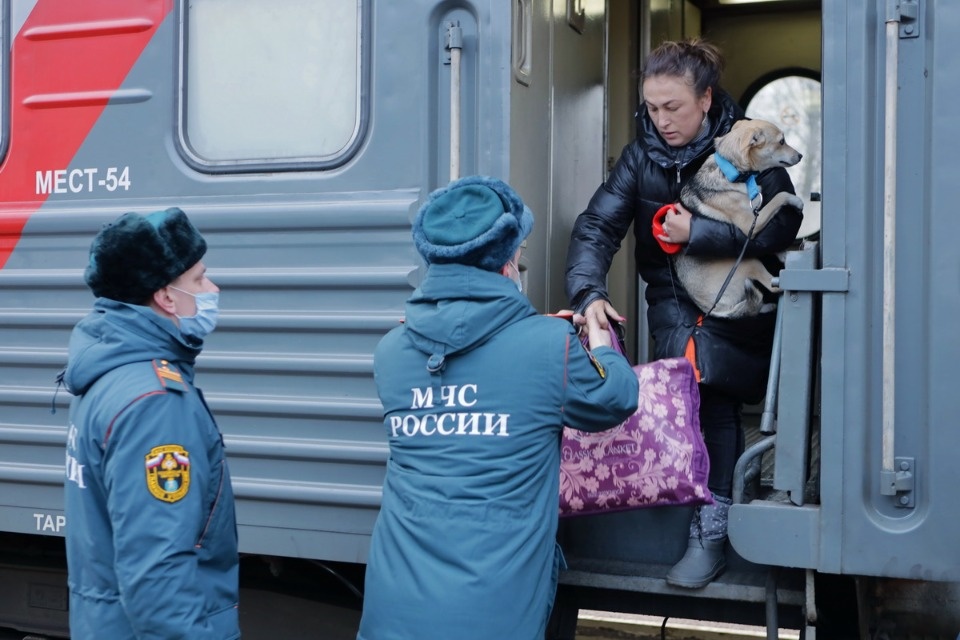  Своих не бросаем