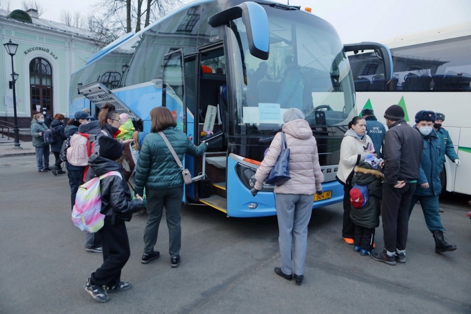  Своих не бросаем