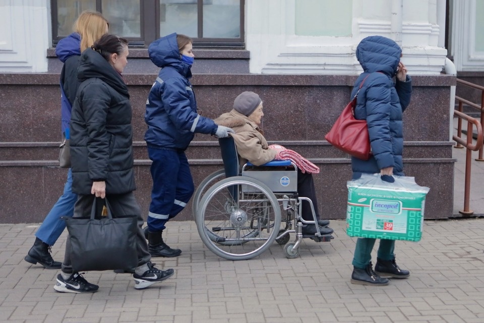  Своих не бросаем