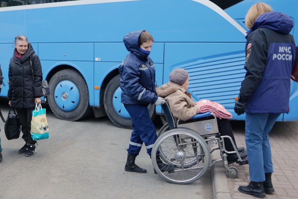  Своих не бросаем