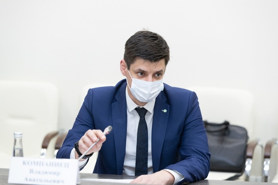 Владимир Компаниец назначен управляющим псковским отделением Северо-Западного Сбербанка Владимир Компаниец назначен управляющим псковским отделением Северо-Западного Сбербанка