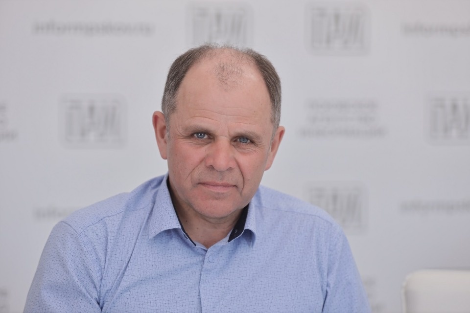 «Грызть кактус»