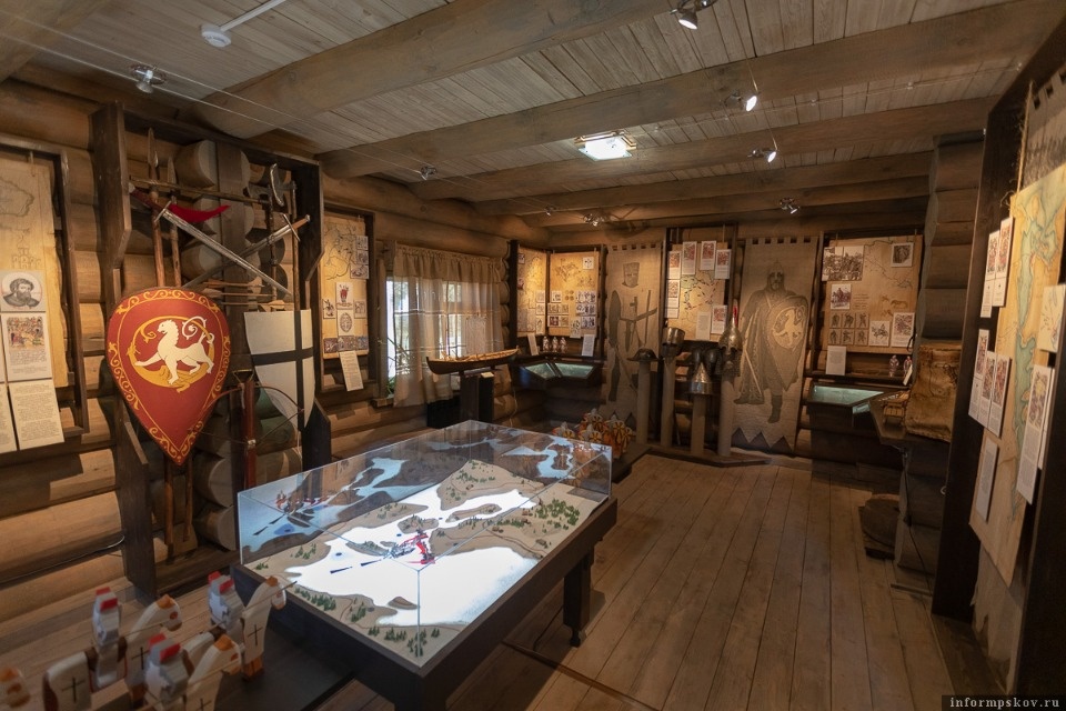 Псковский губернатор поздравил коллектив музея «Ледовое побоище» в Самолве с 10-летним юбилеем