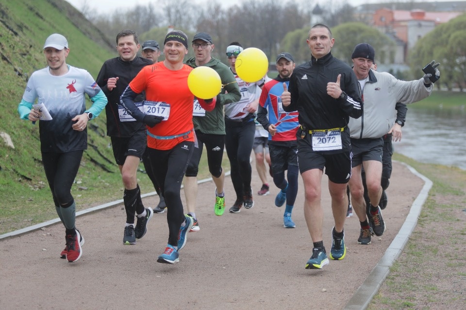 Основной день VII Псковского марафона 