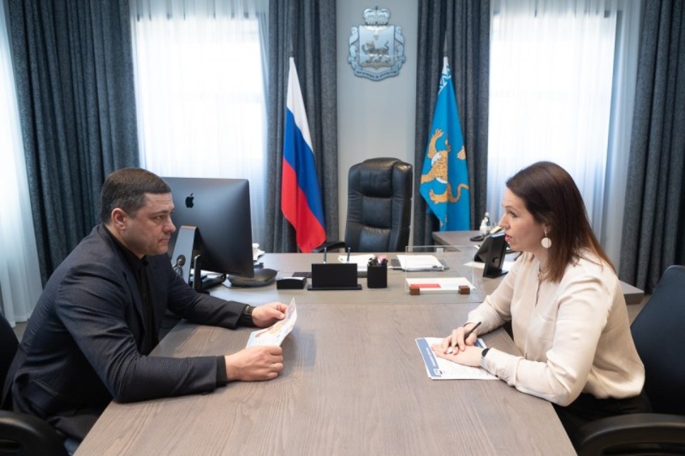 Подготовку к 77-й эстафете «Псковской правды» обсудил губернатор с главой Медиахолдинга Псковской области 