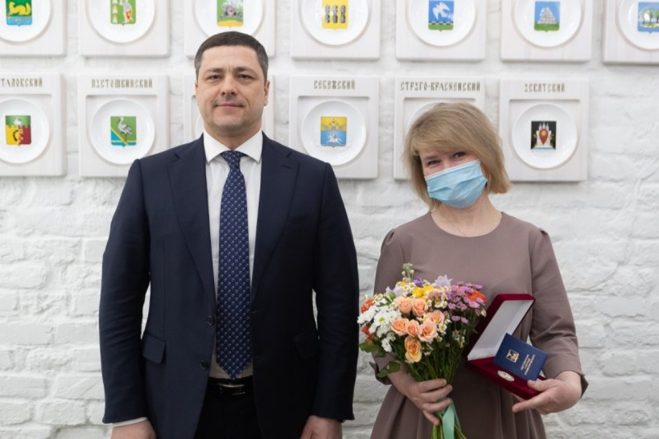 Двум псковским медикам присвоили почетное звание «Заслуженный работник здравоохранения Псковской области»