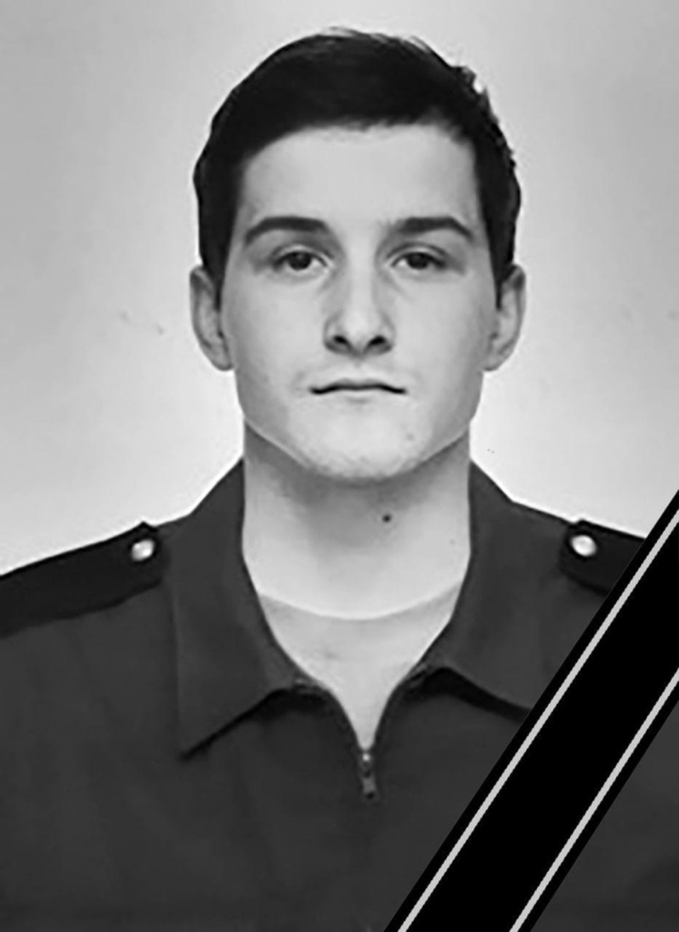 В Псковской области состоялось прощание с Дмитрием Артамоновым, погибшим во время спецоперации на Украине