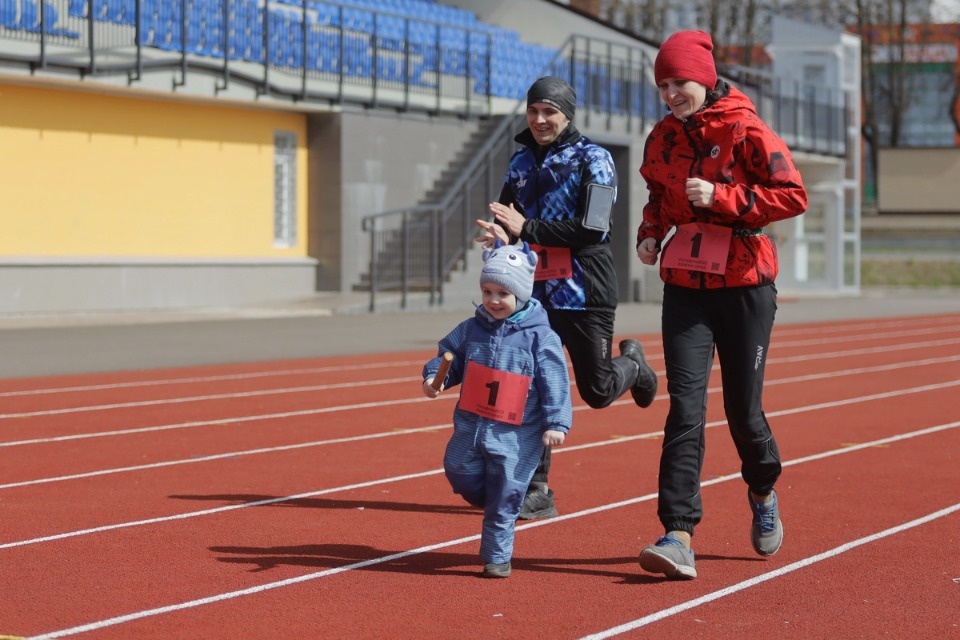 Семейный забег эстафеты «Псковской правды»