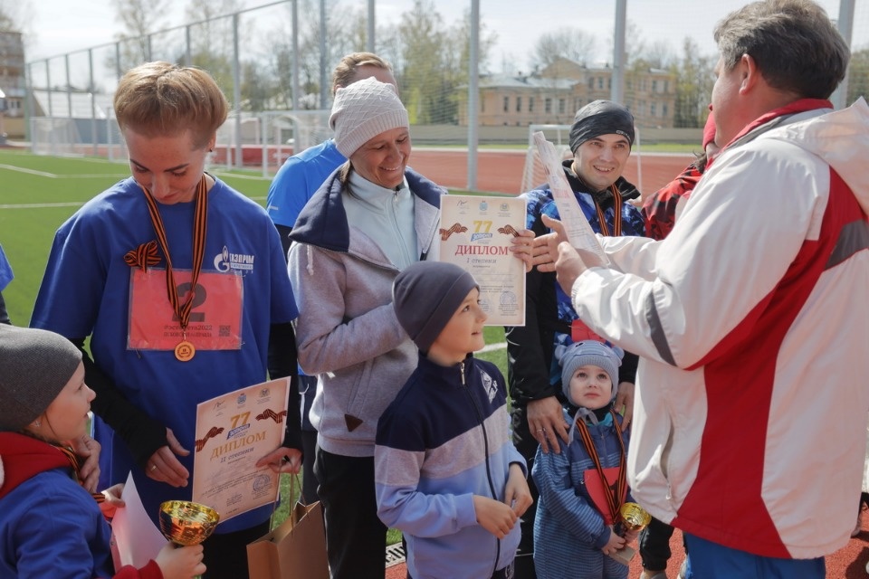 Семейный забег эстафеты «Псковской правды»