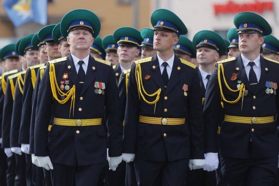 Полный парад