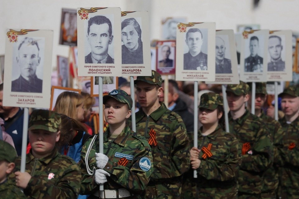 «Бессмертный полк» на марше