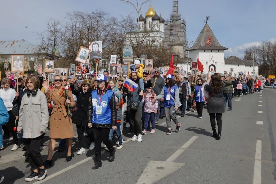 «Бессмертный полк» на марше