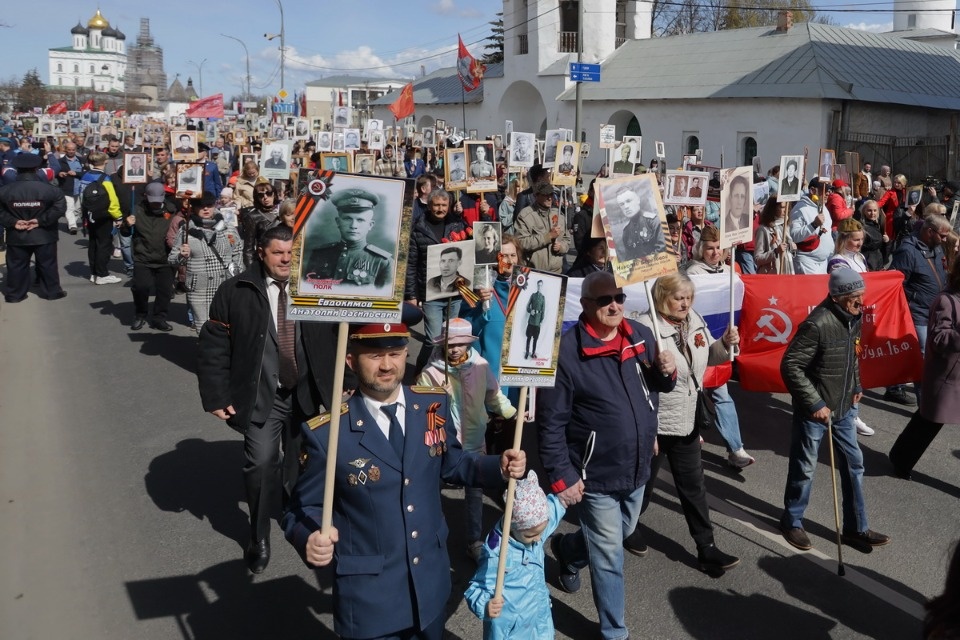 «Бессмертный полк» на марше