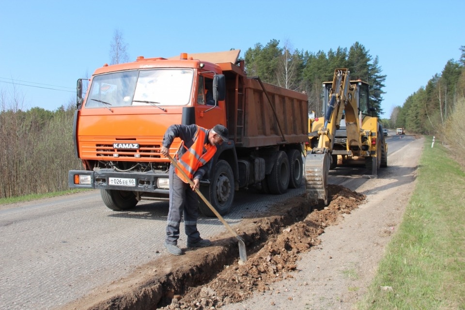 Дорогу «Неелово – Кудина Гора – Печоры» отремонтируют по нацпроекту