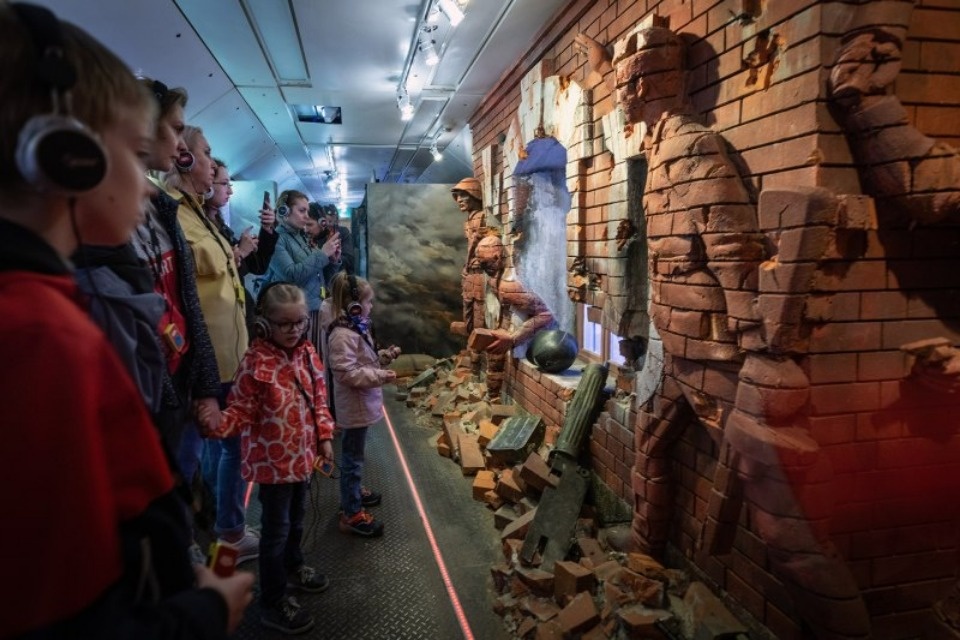 18 и 19 мая псковичи смогут посетить выставку в «Поезде Победы» 18 и 19 мая псковичи смогут посетить выставку в «Поезде Победы»