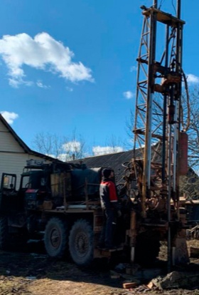 Правильное бурение скважины на воду в Псковской области - полная инструкция