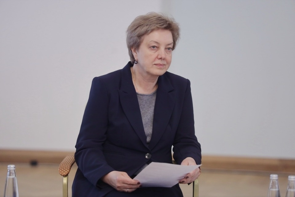 Именем Петра