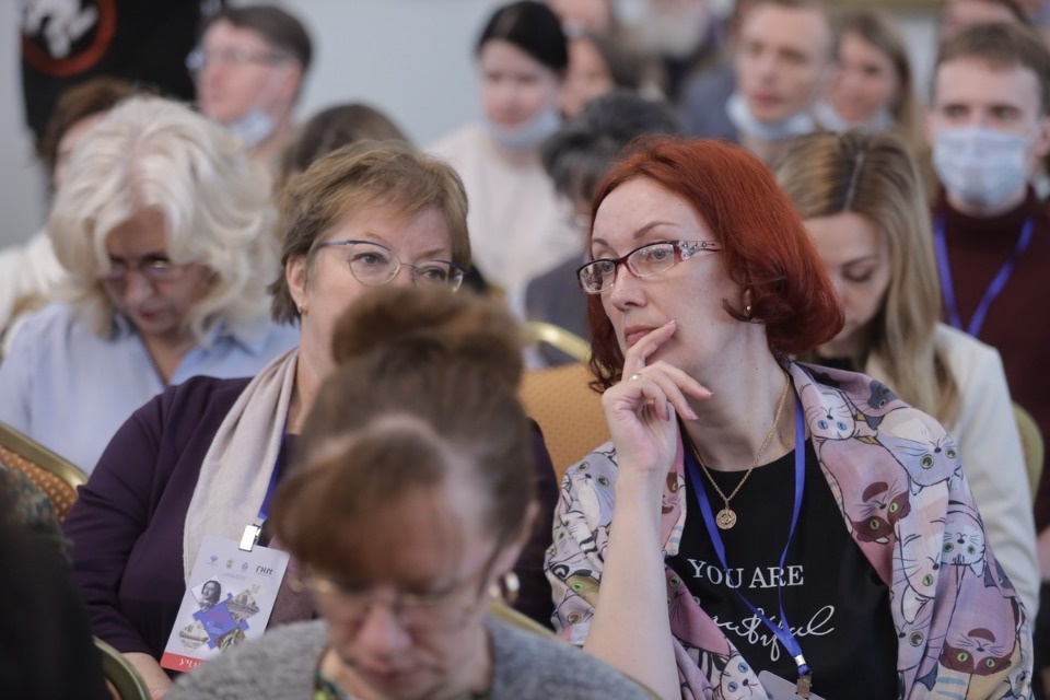 Именем Петра