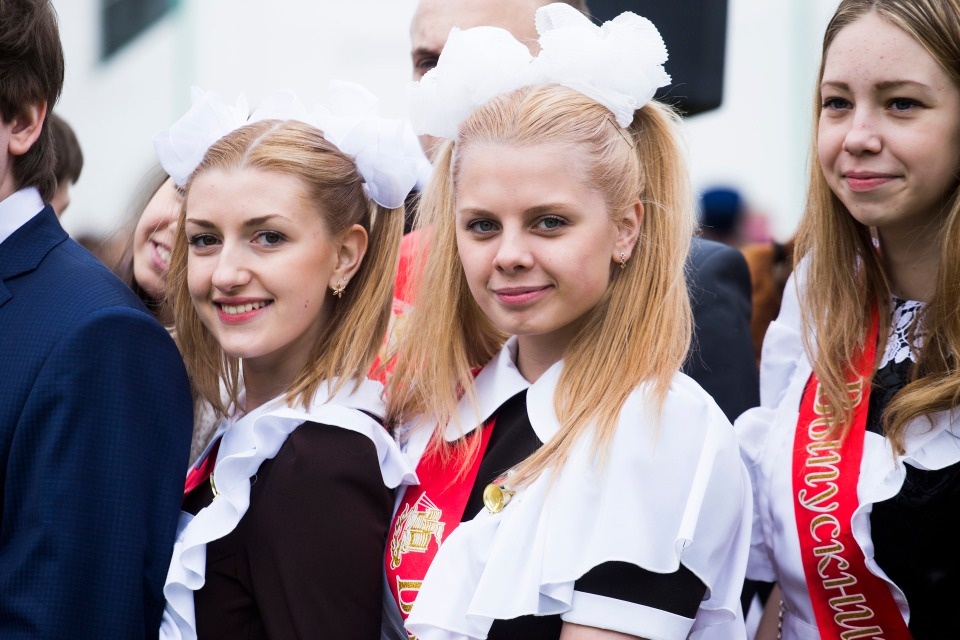 24 мая последний звонок прозвенит для 1 тыс. 200 псковских выпускников