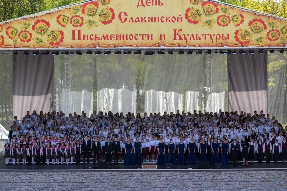 Свыше 600 человек приняли участие в Детском хоровом фестивале в Пскове