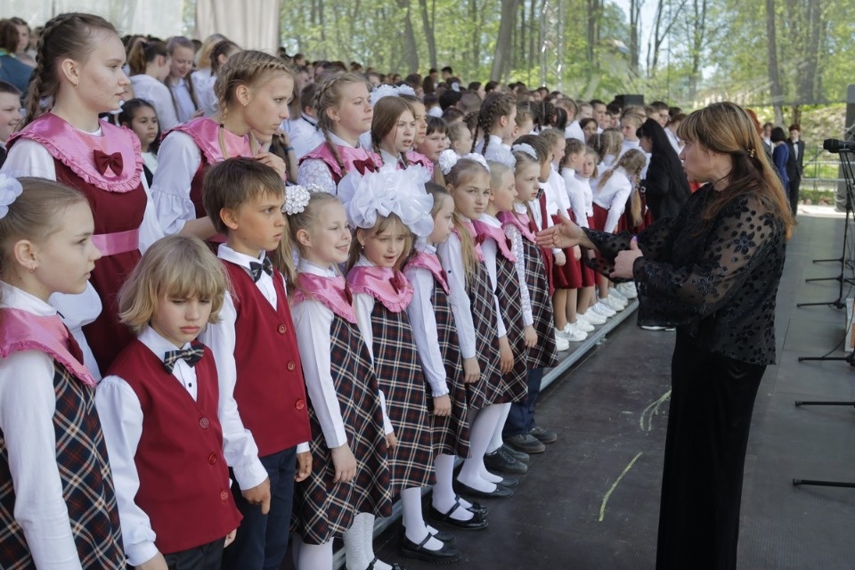 Лучше хором