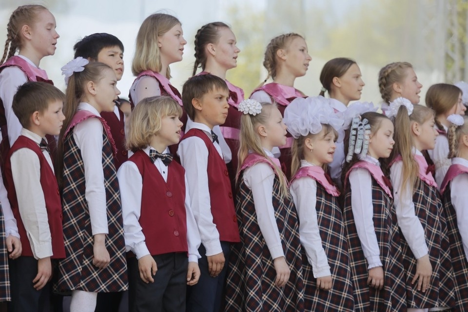 Лучше хором