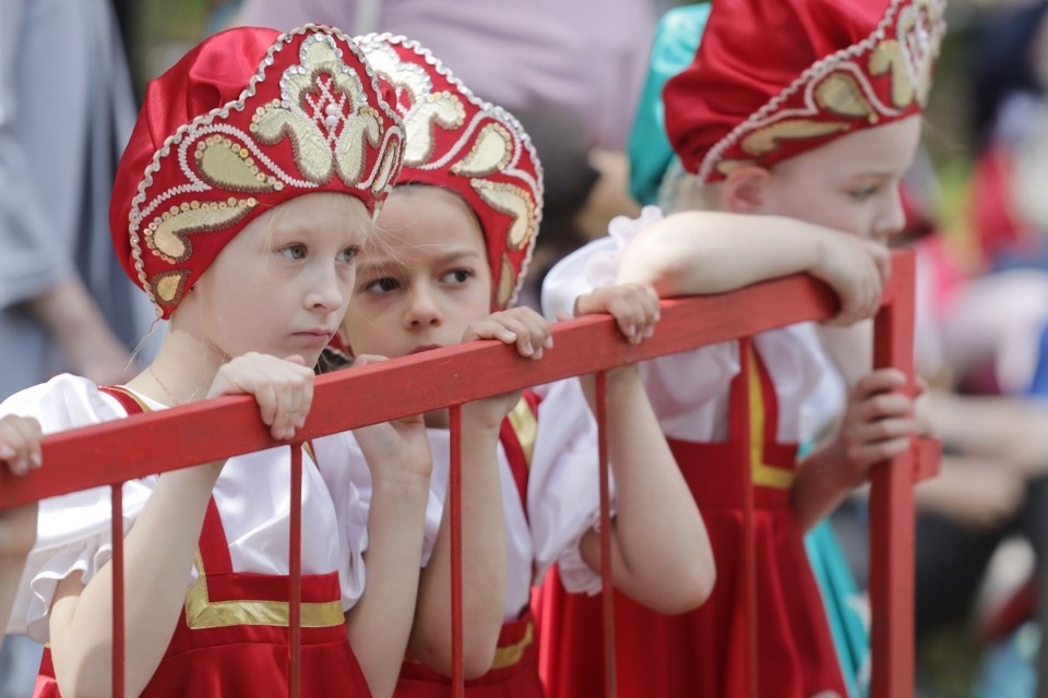 Лучше хором